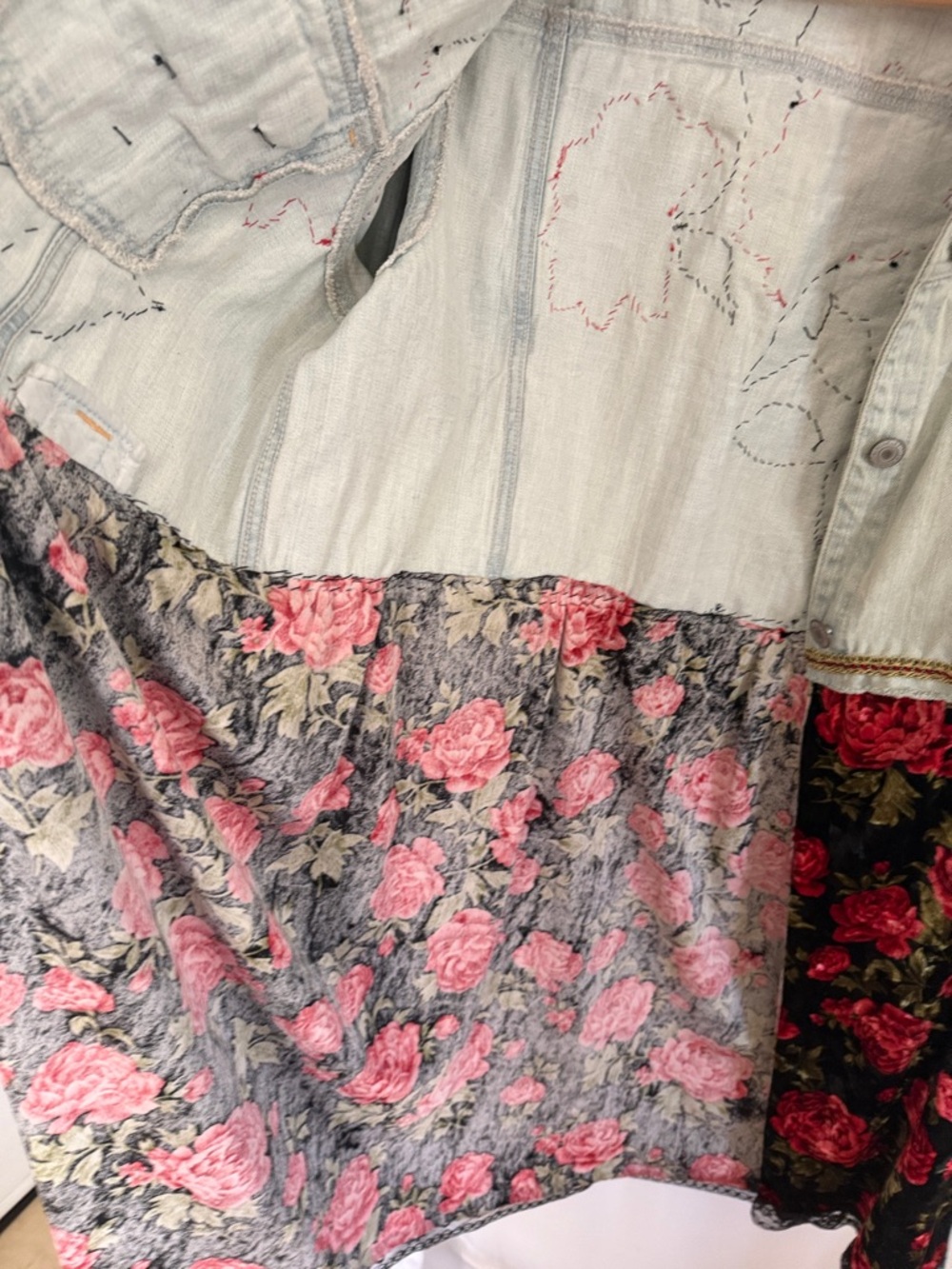 Embroidered Rose Denim Jacket with Floral Panel - Picture 7 of 7